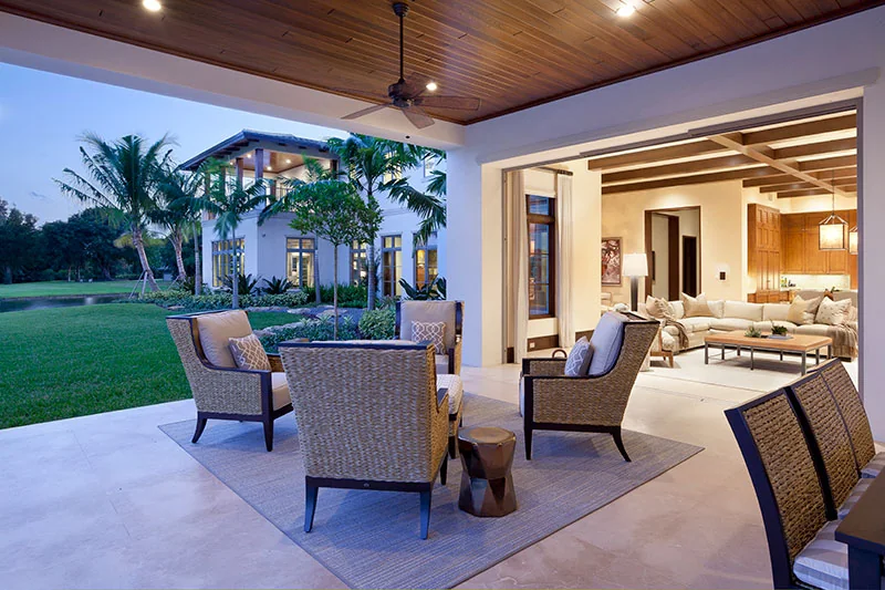 Lakefront loggia
